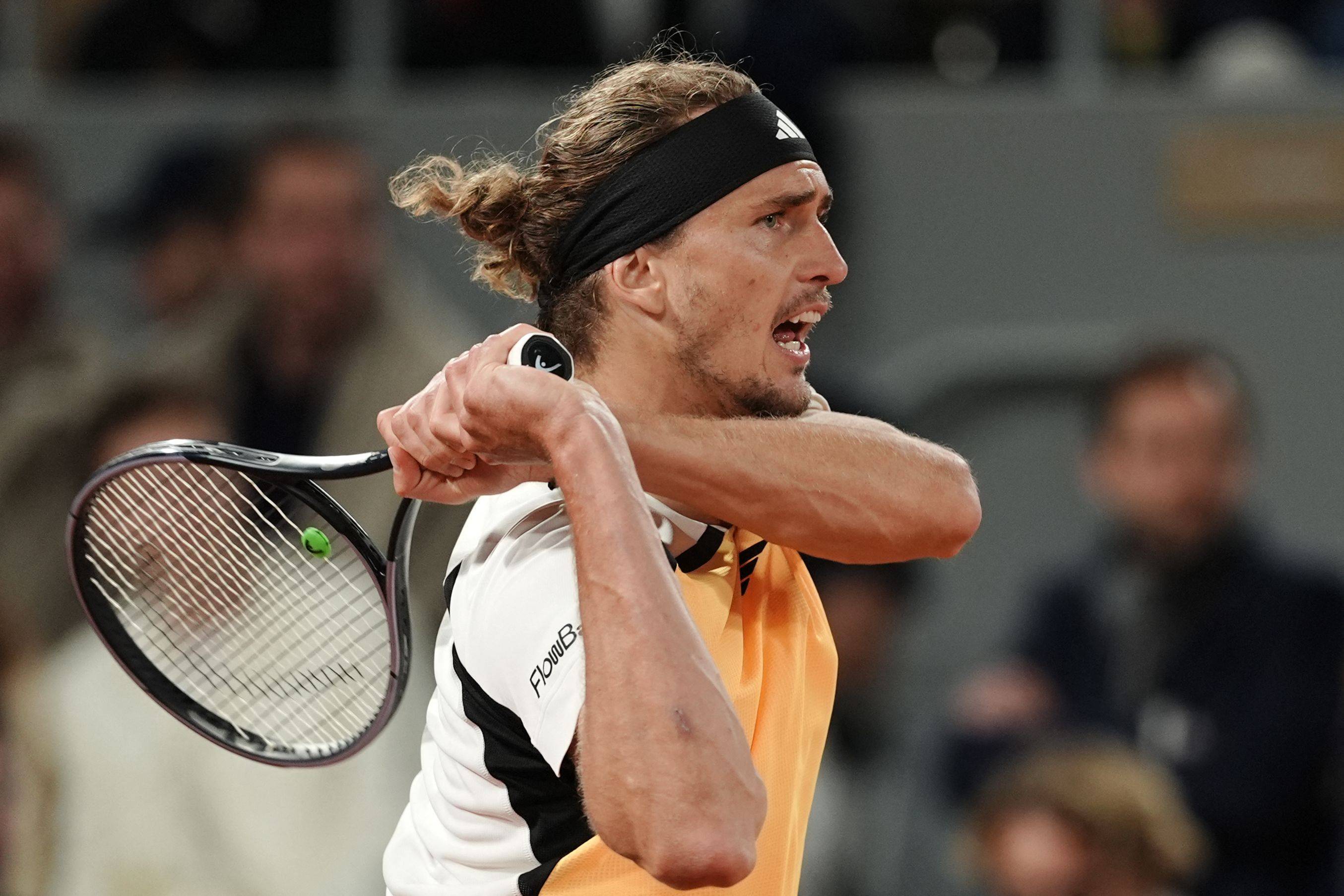 日本网球队绝地反击美国网球队，兹维列夫关键制胜