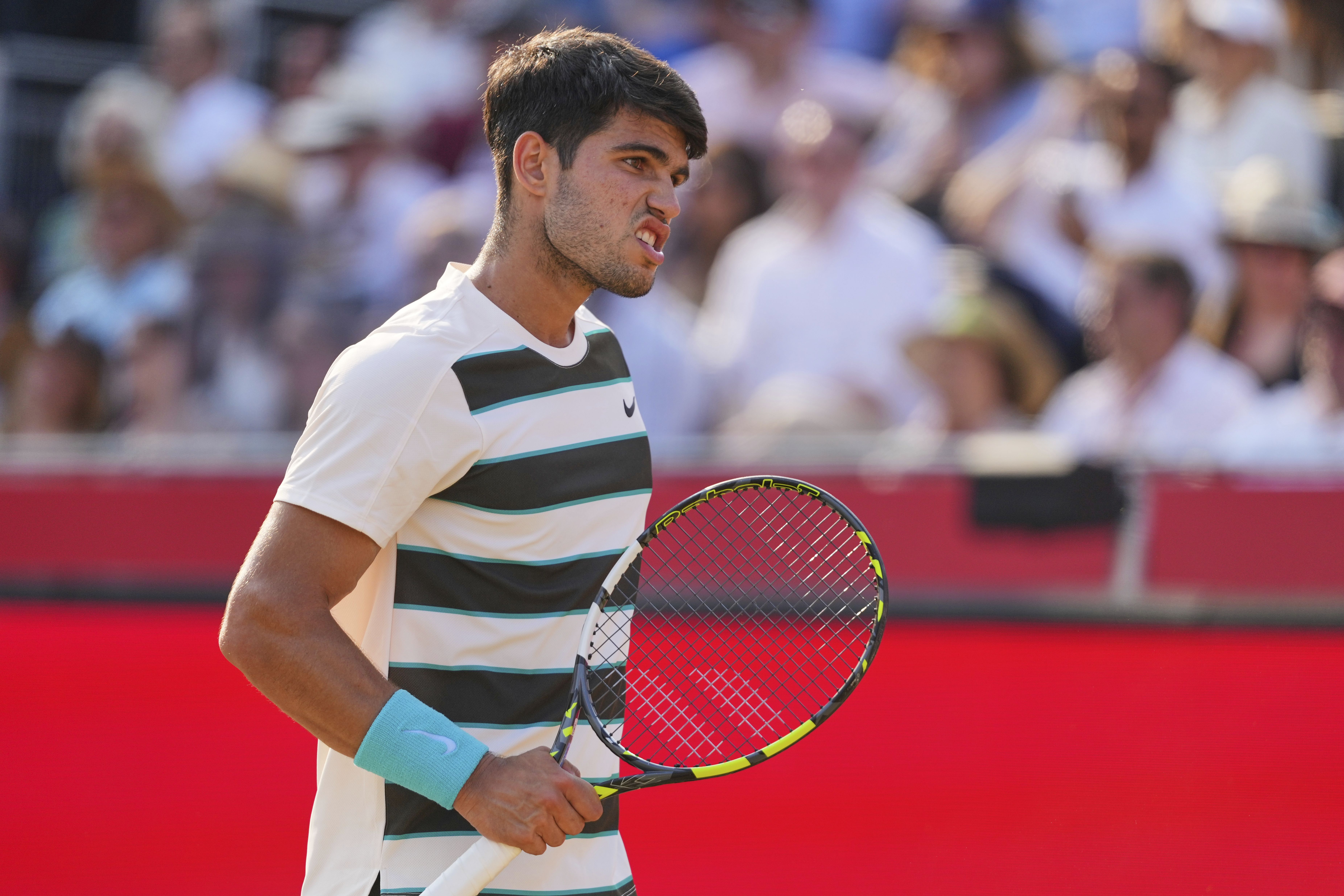 西班牙网球队强势德国网球队，阿尔卡拉斯关键制胜的简单介绍