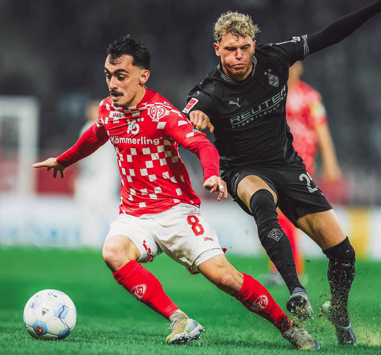 法兰克福主场不敌门兴格拉德巴赫，遭遇两连败