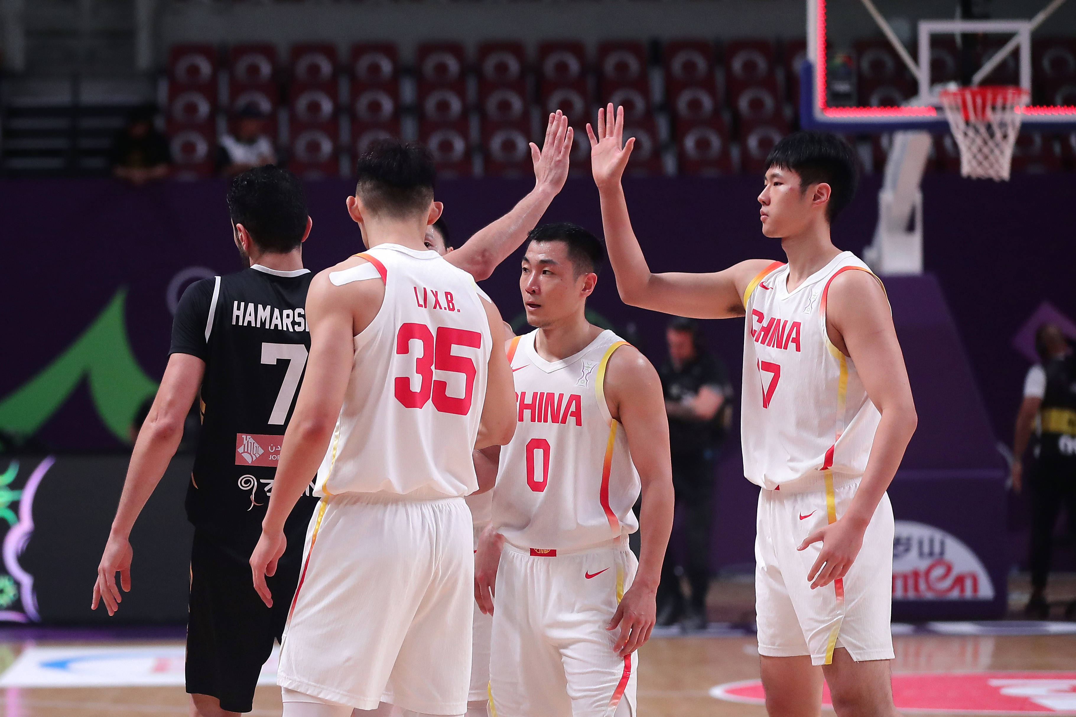 包含中国篮球联赛在国内外均备受关注的词条