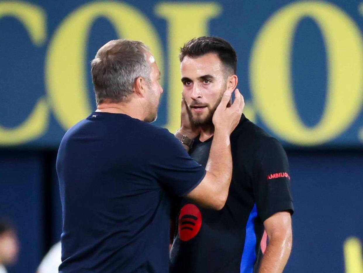 包含足球比赛最新消息传来，球迷欢欣鼓舞的词条